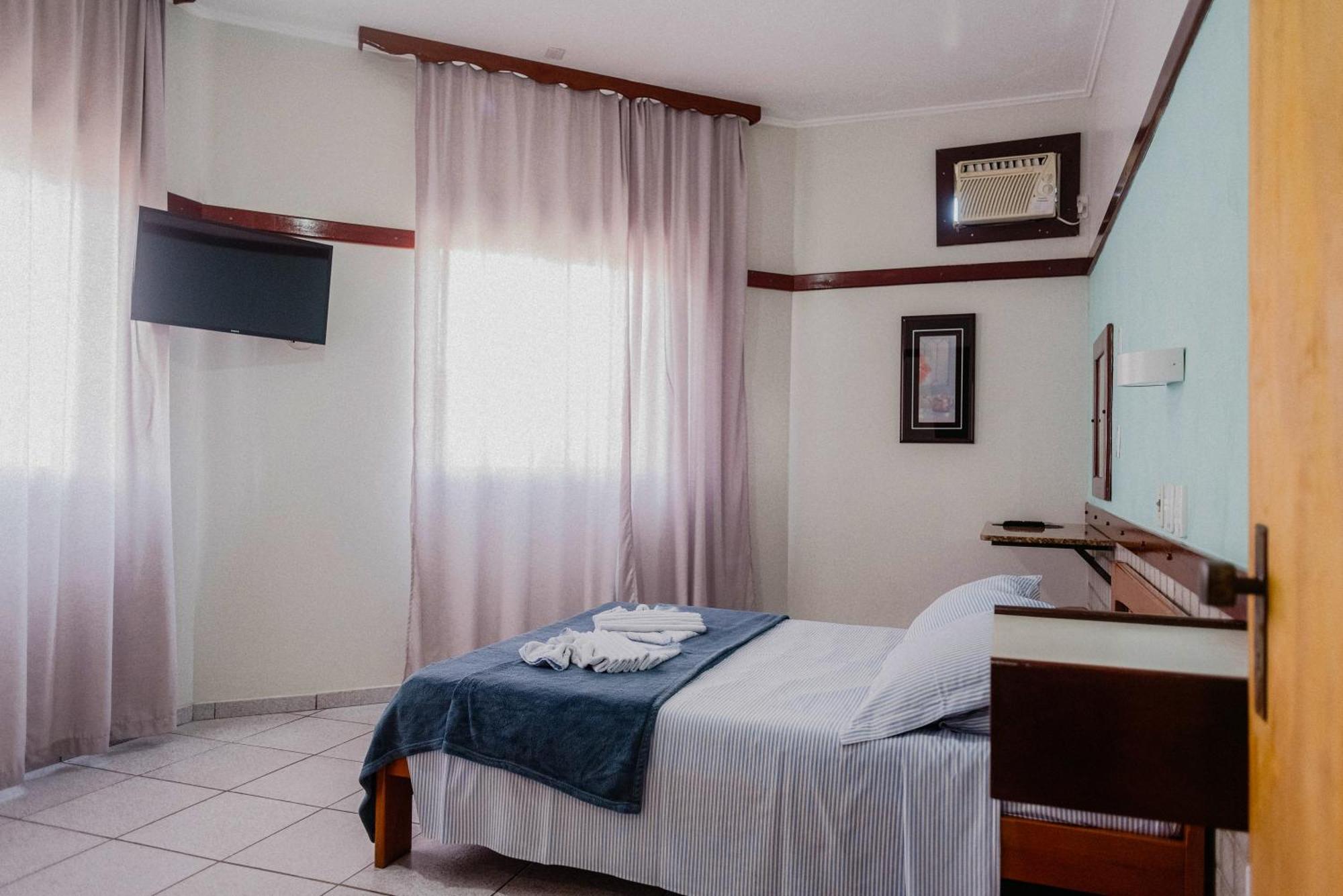 Hotel Sao Charbel ウバトゥバ エクステリア 写真